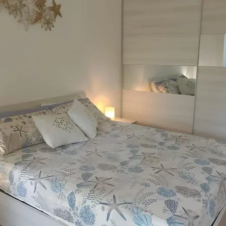 Family-friendly For Eight Guests
